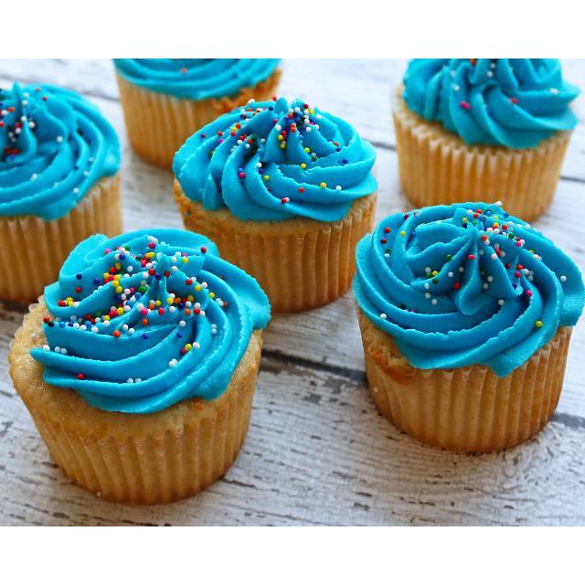 1/2 Dozen Cupcakes